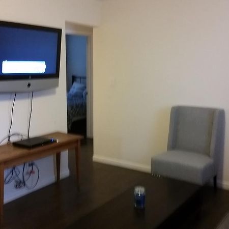 Апартаменты 1551 Sturm Ave Индианаполис Экстерьер фото